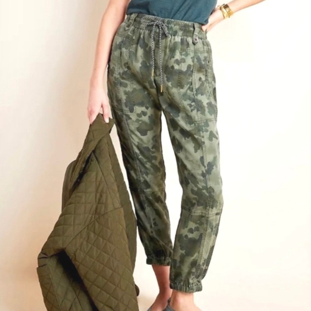 Anthropologie Leda Camo Joggers XS Green Utility Relaxed Fit Drawstring Pants